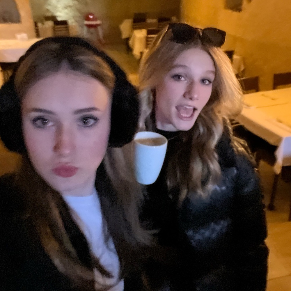 Meet your Posher, Kaylie